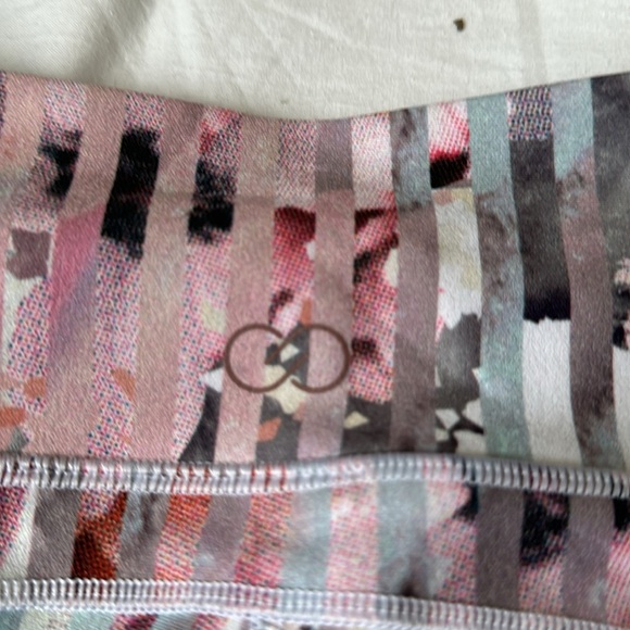 Calia By Carrie Underwood  Luster Striped Floral Mesh Leggings Size S Great - Picture 9 of 9